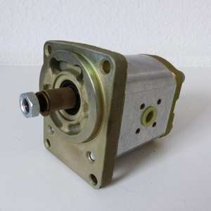 0510725030 Bomba de engranajes Nuevo Original Listo Stock Automatización industrial PAC PLC dedicado - Product Image 1