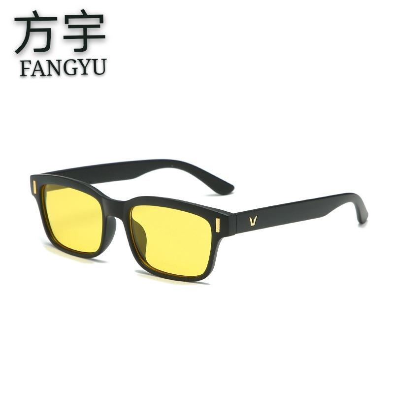 Comprimés jaune sable noir