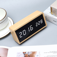 Fabrik Holz-LED-Spiegel Wecker Digitaler Elektronischer Sprachgesteuerter Kalender Temperaturanzeige Wohnzimmer Schlafzimmer Deko