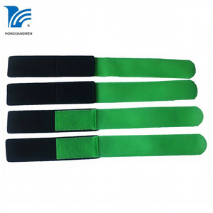 Correas de esquí con gancho y bucle Almohadilla protectora de EVA Envolturas de esquí ajustables Corbatas Cinta de sujeción para familias Navidad Vacaciones Invierno - Product Image 3