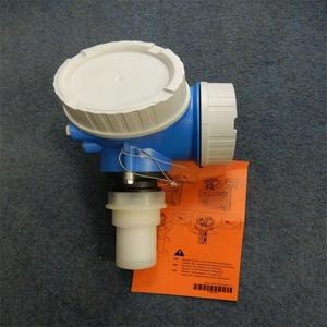 Medidor de Nivel por Radar Endress+Hauser FMR50-AAACCABMGGF+AK, Frecuencia de 26 GHz, Precisión de +/-2 mm, Alcance de 30 m, Grado Industrial, 3 bar - Product Image 1