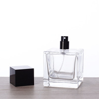 Flacon pulvérisateur de parfum de luxe moderne, vide, carré, en verre, anti-fuite, 50 ml, 100 ml, avec pompe, logo personnalisé imprimé à l'écran