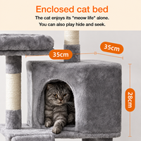 Arbre à chat multi-niveaux moderne avec poteaux à gratter en sisal, rampes, niches en peluche et jouets pour chats d'intérieur
