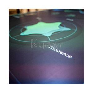 ผู้เล่นหลายคนดื่มด่ำเปิดใช้งานห้องเกมการแข่งขันกีฬา AR ฉายแบบโต้ตอบ3D มายากลเกมปิงปองโต๊ะปิงปอง - Product Image 2