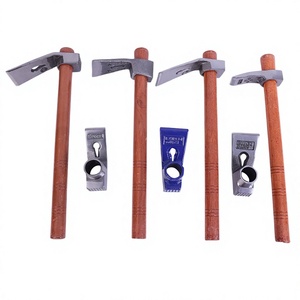 Hache <span class=keywords><strong>à</strong></span> manche en bois, petite houe, piolet, <span class=keywords><strong>marteau</strong></span>, burin, charrue pour usage domestique et jardinage, fabriqué en Chine - Product Image 1