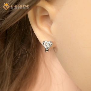 Pendientes de Diamantes con Corte Corazón de 6 Quilates, Chapados en Oro de 14K, IGI DEF VVS, de Goldleafgem Jewelry, Regalo para Mujeres - Product Image 5