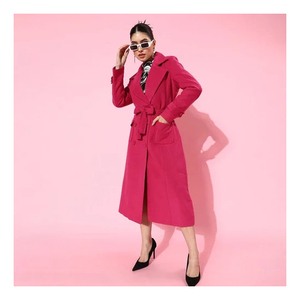 เสื้อโค้ทผู้หญิงและเด็กผู้หญิงดีไซน์ล่าสุด ผ้าลิคก้าลายเรียบ ผลิตเสื้อโค้ทยาวสำหรับขายโดยผู้ส่งออก - Product Image 1