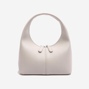 Bolso de Mano de Alta Gama para Mujer, Estilo Nuevo, Simple y Único, Moderno, Versátil, en Forma de Media Luna - Product Image 4