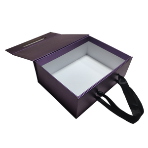Caja de Regalo Magnética Personalizada de Lujo en Color Morado, Tipo Mini Maleta, para Joyería y Perfume - Product Image 6