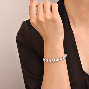 Heart Shape Zircon <b>Bracelet</b> For Women Gold <b>Red</b> Crystal Party Jewelry Fashion Accessory - Product Image 2