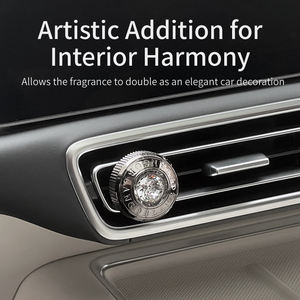 <span class=keywords><strong>Parfum</strong></span> de voiture de luxe japonais personnalisé Carmate avec désodorisant de voiture solide en cristal <span class=keywords><strong>Swarovski</strong></span> - Product Image 4