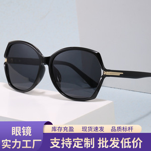 แว่นกันแดดโพลาไรซ์ทรงโอเวอร์ไซส์สำหรับผู้หญิง UV400 กรอบสีน้ำตาล PC เลนส์ TAC สไตล์ขับรถ - Product Image 5