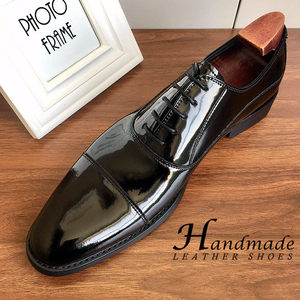 รองเท้าหนังแท้แบบสามชิ้นสั่งทำพิเศษ ดีไซน์ใหม่ สำหรับผู้ชาย สไตล์อังกฤษ แบบโบรก  คุณภาพสูง - Product Image 4