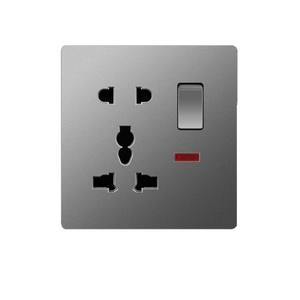 Prises électriques et interrupteurs muraux standard britannique de haute qualité compatibles avec les valeurs 13A et 16A - Product Image 6