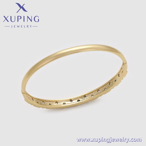 X000886157 Bijoux XUPING Bracelet simple en triangle de pierres plaqué or 14 carats, bijoux de mode, bracelets - Product Image 5
