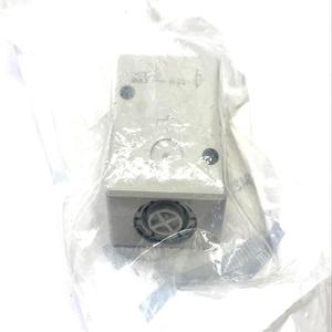 Válvula Mecánica Original-SMC VM230-02-00A - Product Image 2