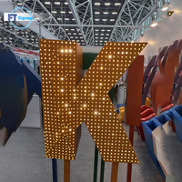 Enseigne en lettres 3D LED personnalisée avec matrice de points perforée et en aluminium/acier galvanisé pour la publicité, étanche IP65
