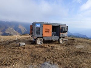 Máy nén DIESEL 34bar khai thác mỏ không khí trục vít Compresor 565kw 40m3/PHÚT Máy nén khí DIESEL Máy nén khí - Product Image 2