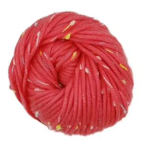 多色精梳批发价精纺纯100% 亚克力绒球编织纱用于簇绒地毯钩编