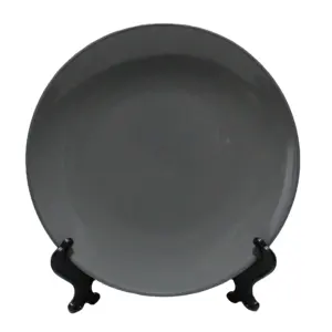 Conjunto de louça de cerâmica cinza: Aumente a qualidade do seu jantar com esta elegante coleção de tons cinza