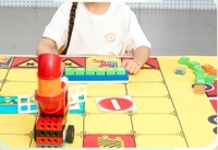 Briques de construction robotisées à codage éducatif Blocs en plastique à grosses particules Jouet électronique de construction pour enfants de 3 à 7 ans