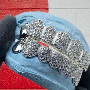 Moissanita Premium al por Mayor, Grillz de Plata 925 con Acabado de Polvo de Diamante, Joyería Dental Personalizada, Regalo de Boda, Estilo Hip Hop - Product Image 3