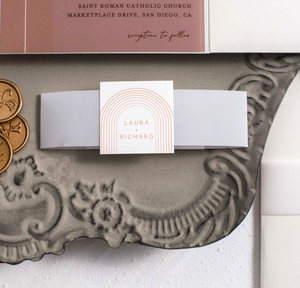 Invitación <span class=keywords><strong>de</strong></span> acrílico transparente con diseño <span class=keywords><strong>de</strong></span> arco elegante a medida con bolsillo triple marfil Sobre <span class=keywords><strong>De</strong></span> Tapa dura Mariage Invitaciones <span class=keywords><strong>De</strong></span> <span class=keywords><strong>Boda</strong></span> - Product Image 4