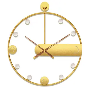 Orologio elegante decorazioni per la casa pendolo minimalista meccanico in metallo acrilico a forma di sole orologi da parete artistici