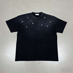 เสื้อยืดผู้ชายแฟชั่นฤดูร้อนทรงบ็อกซี่ แขนสั้น พิมพ์ลายเพชร ประดับคริสตัล สำหรับผู้ชาย - Product Image 1