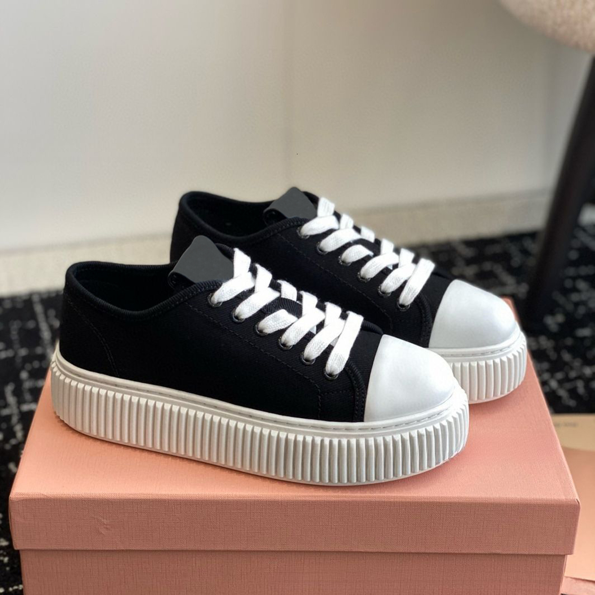 Biscuit Shoes - Lightweight Comfortable New Design