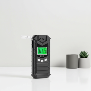 เครื่องตรวจวัดแอลกอฮอล์แบบพกพาขนาดเล็กพร้อมเซ็นเซอร์เซมิคอนดักเตอร์ จอ LCD และฟังก์ชั่นอุ่นเครื่องเร็ว - Product Image 1