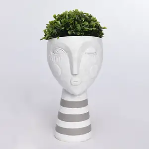 モダンクラフト北欧スタイルのキャラクターモデルヨーロッパの樹脂装飾植木鉢