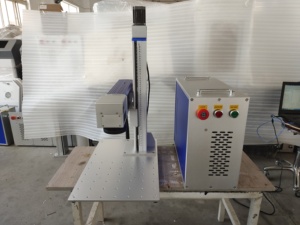 Machine laser de marquage en relief 2.5D 60W JPT MOPA avec 300*300mm taille Double points rouges 80mm support de plaque de commande EZCAD rotatif - Product Image 4
