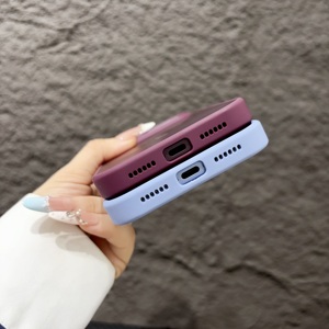 Funda Transparente Mate Simple Skin Touch para <span class=keywords><strong>iPhone</strong></span> 11 <span class=keywords><strong>12</strong></span> 13 14 15 16 17 18 Pro Max, Carga Inalámbrica, Magnética, Translúcida, Delgada - Product Image 4