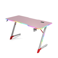 Escritorio Gaming RGB LED con Estructura de Acero en Forma de Z, Superficie con Textura de Fibra de Carbono, Soporte para Vasos y Gancho para Auriculares