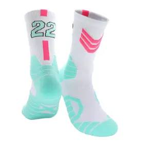 Meias esportivas personalizadas de alta qualidade de fábrica, logotipo personalizável macio, resistente ao desgaste e respirável para meias de basquete profissional