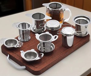 Infusor de Té Magnético de Acero Inoxidable Pulido, Forma de Tetera Moderna, Extra Fino, Plateado, con Bandeja Recolectora - Product Image 4