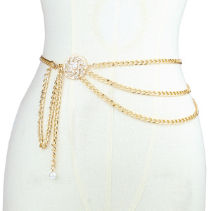 โซ่คล้องตัวแฟชั่นสีทอง หลายชั้น ดีไซน์รูปดอกไม้แบบโปร่ง สำหรับงานปาร์ตี้ - Product Image 1