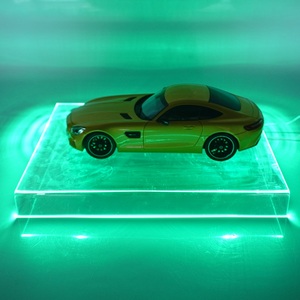 Base de exhibición acrílica transparente con iluminación LED personalizada al por mayor para modelos de coches coleccionables - Product Image 5