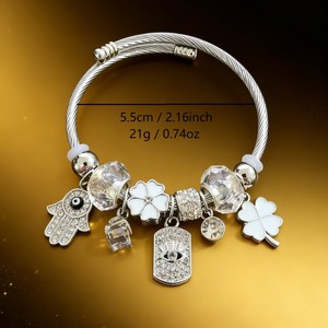 Bracelet DIY <span class=keywords><strong>personnalisé</strong></span> en fil d'argent pour femme, avec breloques main Hamsa, œil, fleur blanche, trèfle à quatre feuilles et cristal – Vente en gros - Product Image 1