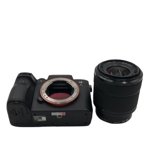 Appareil photo plein format Sony Alpha <span class=keywords><strong>7R</strong></span> <span class=keywords><strong>III</strong></span> A7R3 en gros avec kit objectif 28-70mm OSS, 42,4MP, 4K, double carte SD, batterie Z, pack professionnel - Product Image 6