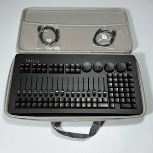 Contrôleur Lumière DJ DMX512 Command Wing Mini à Plus avec Console d'Éclairage Wing & Sac de Transport Courant de Sortie 6A - Product Image 1