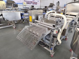 China Supplier Chicken Nuggets Shrimp Balls and Burgers Battering <b>Machine</b> <b>Meat</b> Battering <b>Machine</b> - Product Image 6