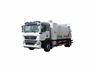 Camion à vide lourd Sinotruk HOWO 4x2 6 roues 10-15m³ avec pompe Moro ou Jurop, forte aspiration pour le transport de boues et d'eaux usées - Product Image 1