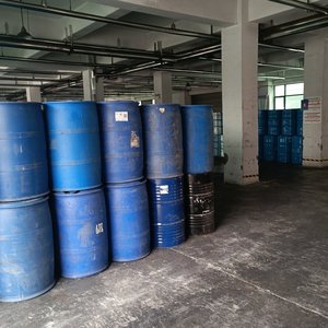 Vente directe d'usine - Cosmétique - Garde Colorant Liquide Incolore Alkyl Glycoside (APG) CAS 141464-42-8 - Product Image 3