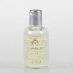 Flaconi Monouso OEM per Hotel da 30ml per Bagnoschiuma Trasparente, Shampoo Fresco e Gel Doccia con Logo Personalizzato per Uso Domestico/Viaggio - Product Image 3