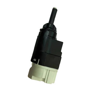 Interrupteur de feu stop de haute qualité 253206170R pour Renault <span class=keywords><strong>Captur</strong></span> Clio Duster Kangoo Espace Logan <span class=keywords><strong>Dacia</strong></span> - Product Image 1