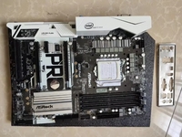 Carte mère ASRock B250 PRO4 LGA 1151 ATX pour processeurs Intel de 6e/7e génération
