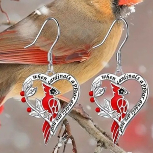 Orecchini a Cuore con Pappagallo in Smalto per Donne, Gioielli di Design Unici e Incisi - Product Image 6