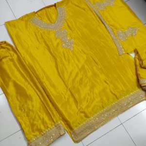 Nouvelle collection de vêtements indiens et pakistanais Salwar Kameez costumes pour le mariage et la fête à un prix abordable - Product Image 6